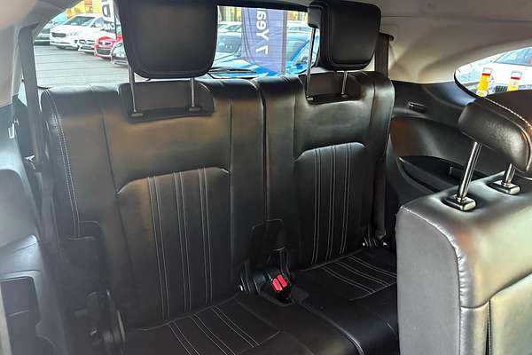 2023 Isuzu MU-X LS-T