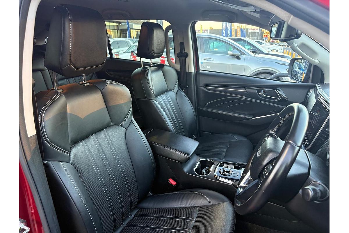 2023 Isuzu MU-X LS-T