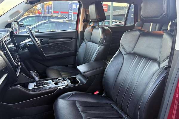 2023 Isuzu MU-X LS-T