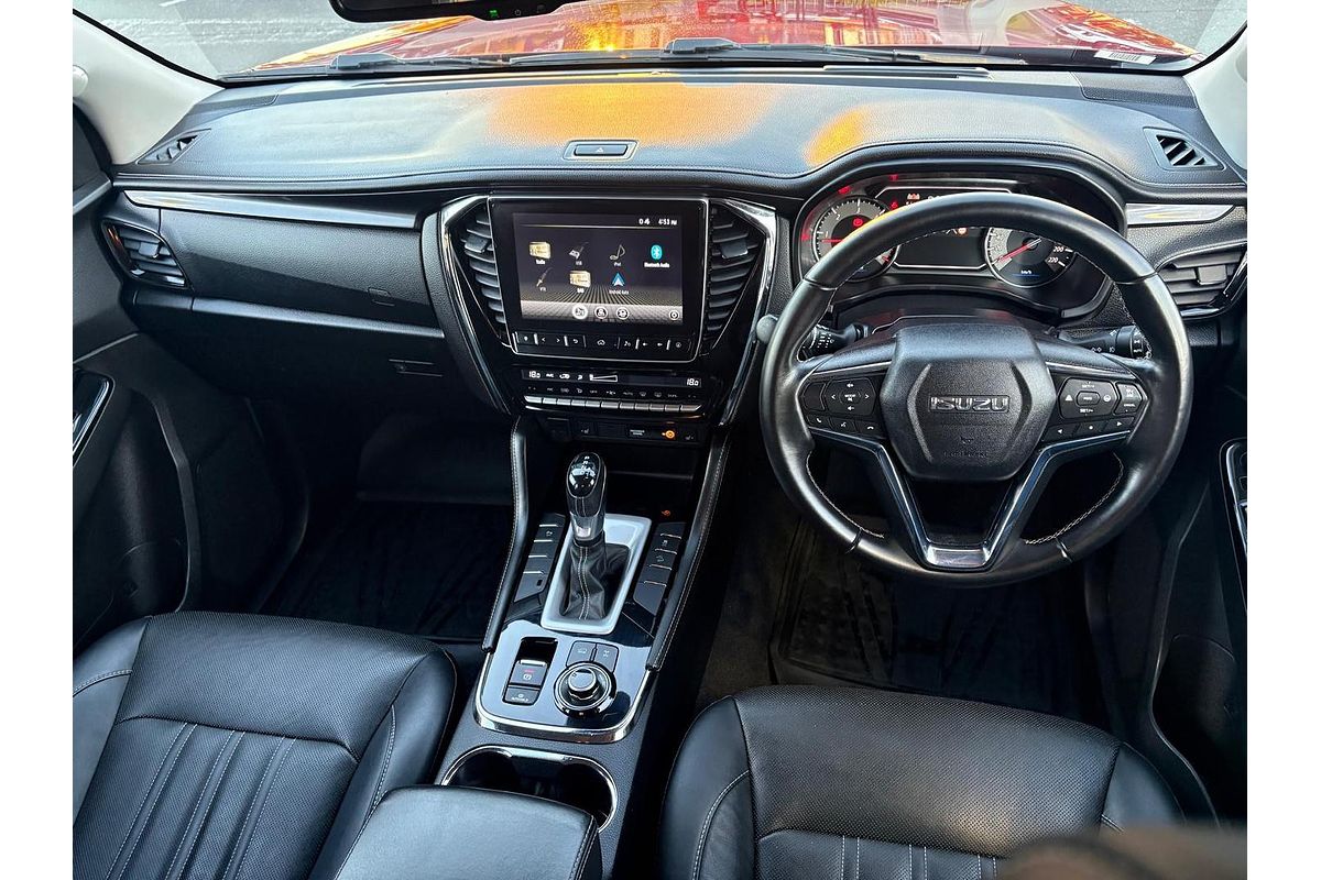 2023 Isuzu MU-X LS-T