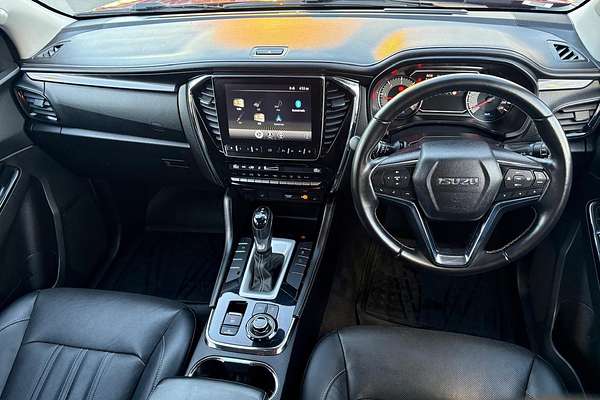 2023 Isuzu MU-X LS-T