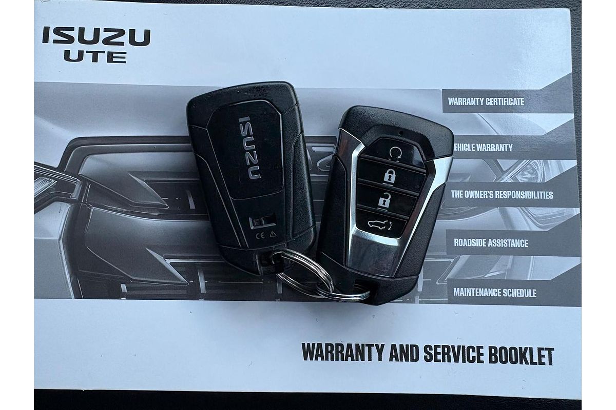 2023 Isuzu MU-X LS-T