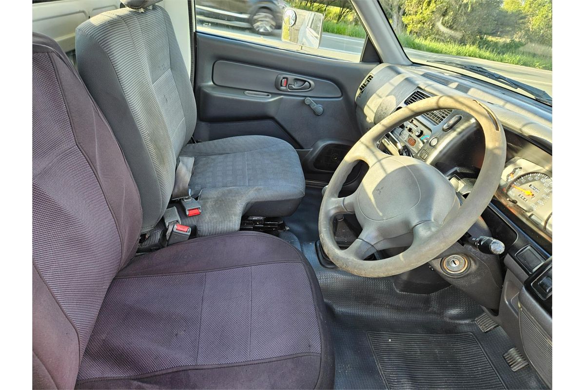 2005 Mitsubishi Triton GL MK Rear Wheel Drive