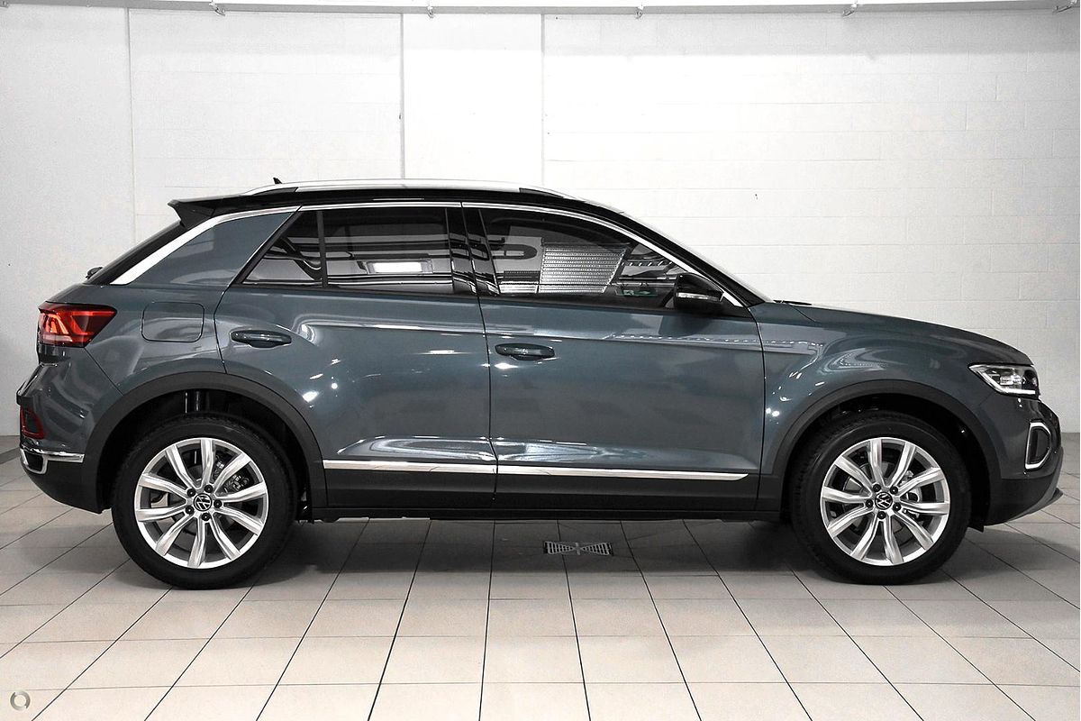 2025 Volkswagen T-Roc 110TSI Style D11