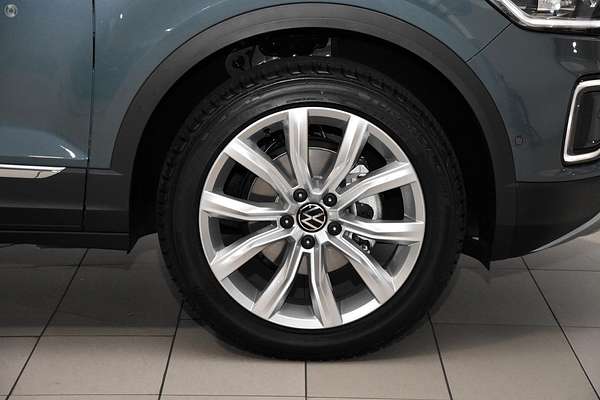 2025 Volkswagen T-Roc 110TSI Style D11