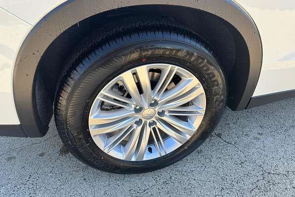 2024 Mitsubishi Outlander ES ZM