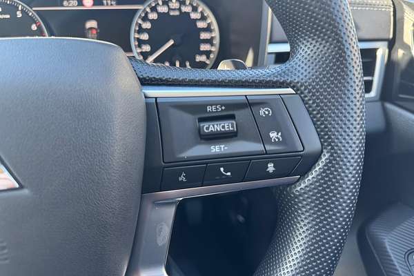 2024 Mitsubishi Outlander ES ZM