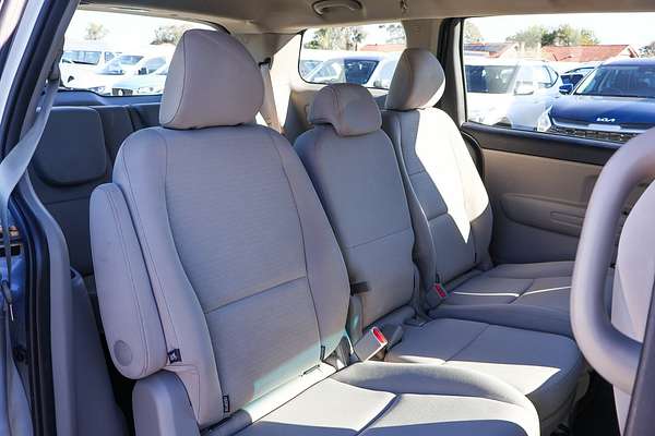 2018 Kia Carnival S YP