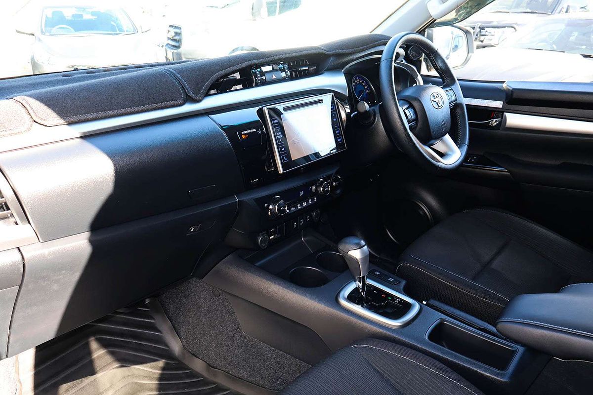 2019 Toyota Hilux SR5 GUN126R 4X4