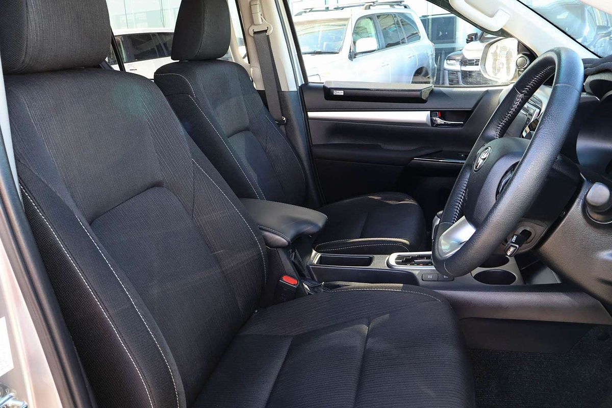 2019 Toyota Hilux SR5 GUN126R 4X4