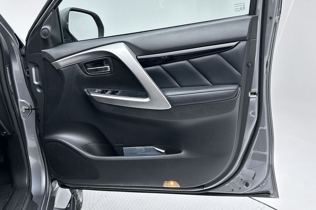 2018 Mitsubishi Pajero Sport GLS QE