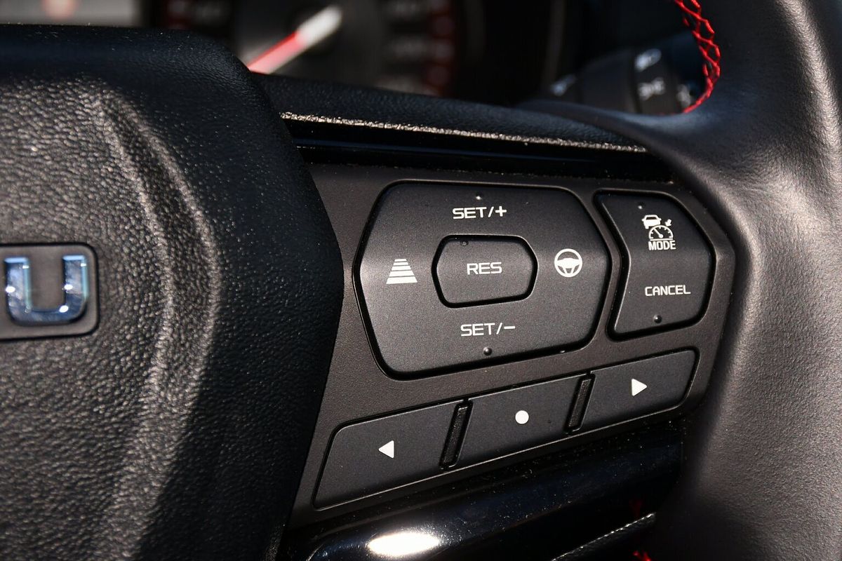 2023 Isuzu D-MAX X-TERRAIN 4X4