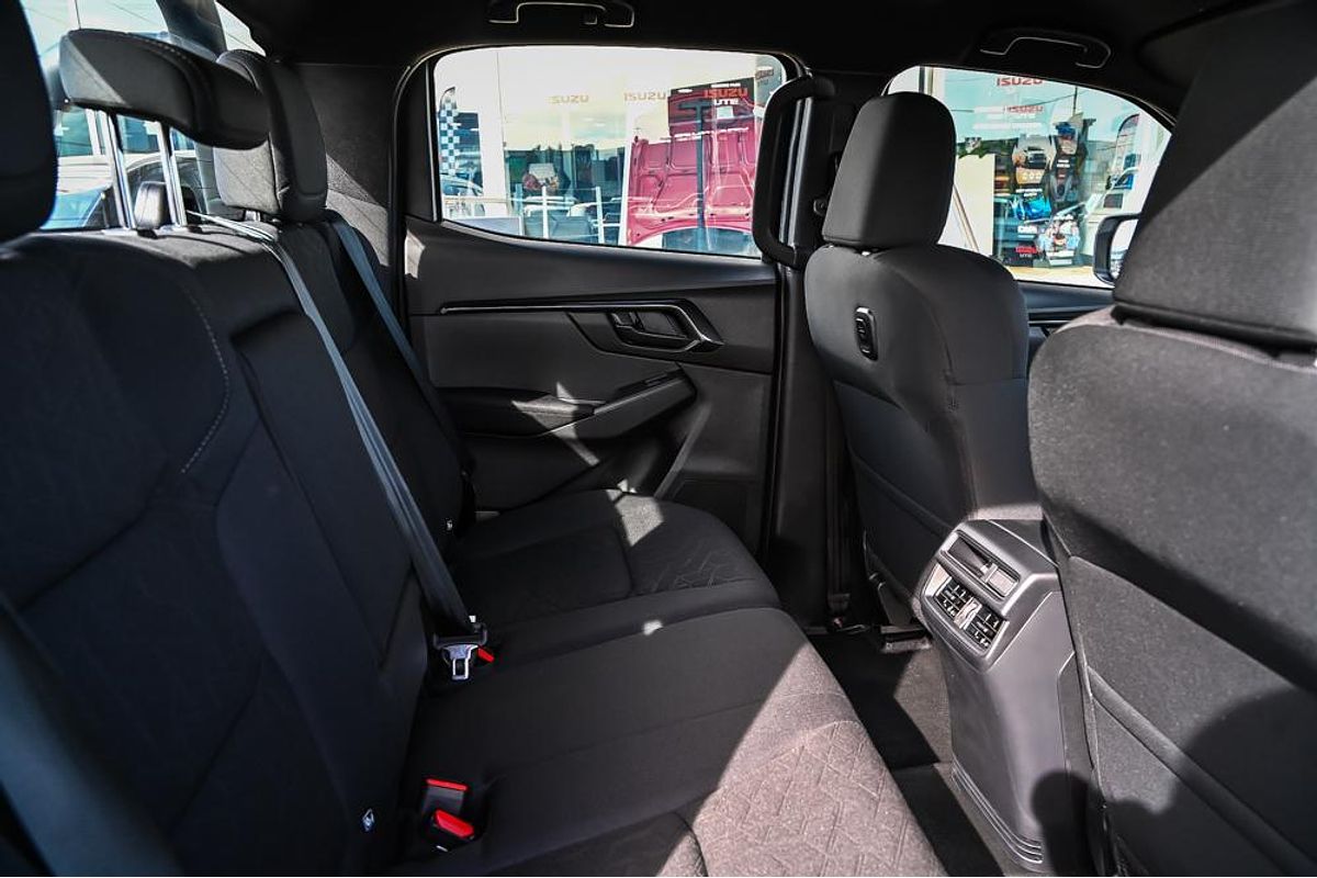 2024 Isuzu D-MAX