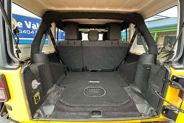 2015 Jeep Wrangler Unlimited Sport JK
