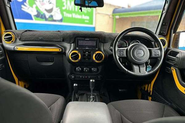 2015 Jeep Wrangler Unlimited Sport JK