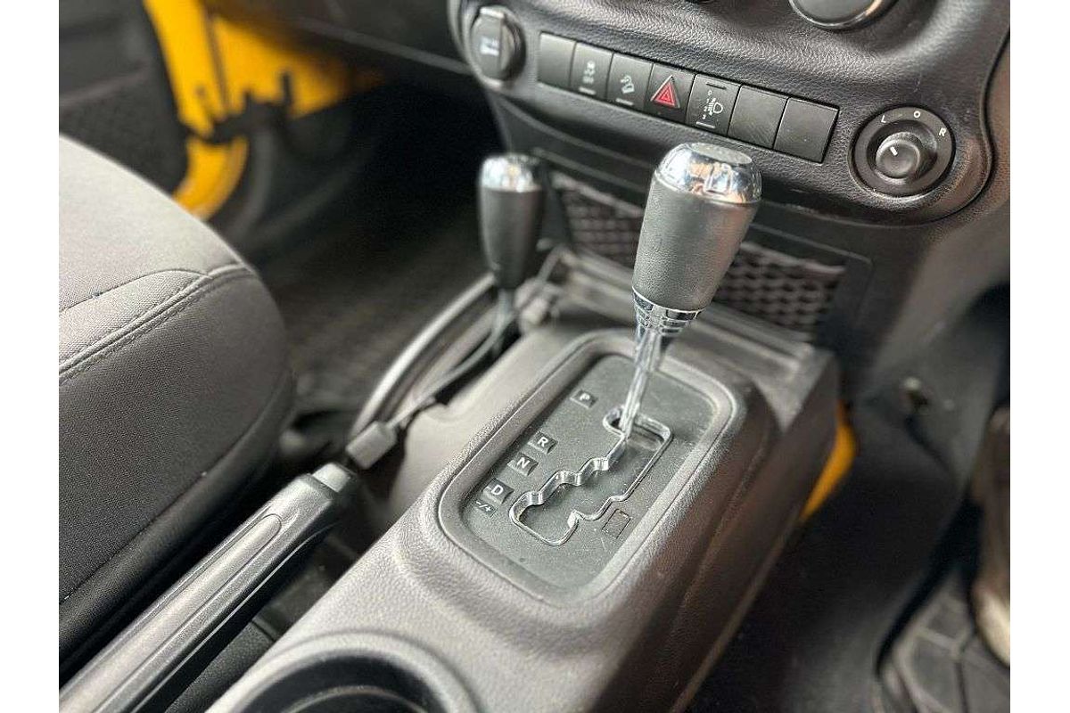 2015 Jeep Wrangler Unlimited Sport JK