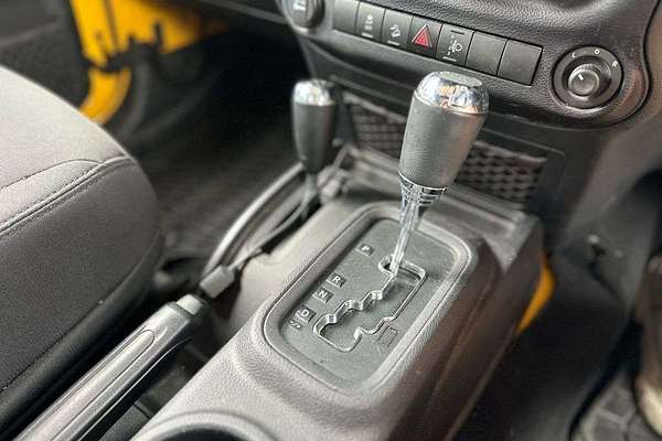 2015 Jeep Wrangler Unlimited Sport JK
