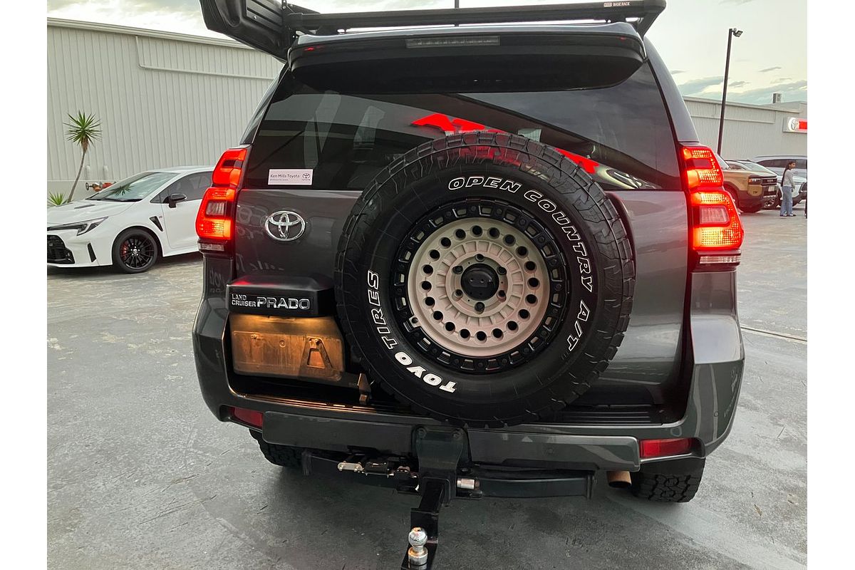 2021 Toyota Landcruiser Prado