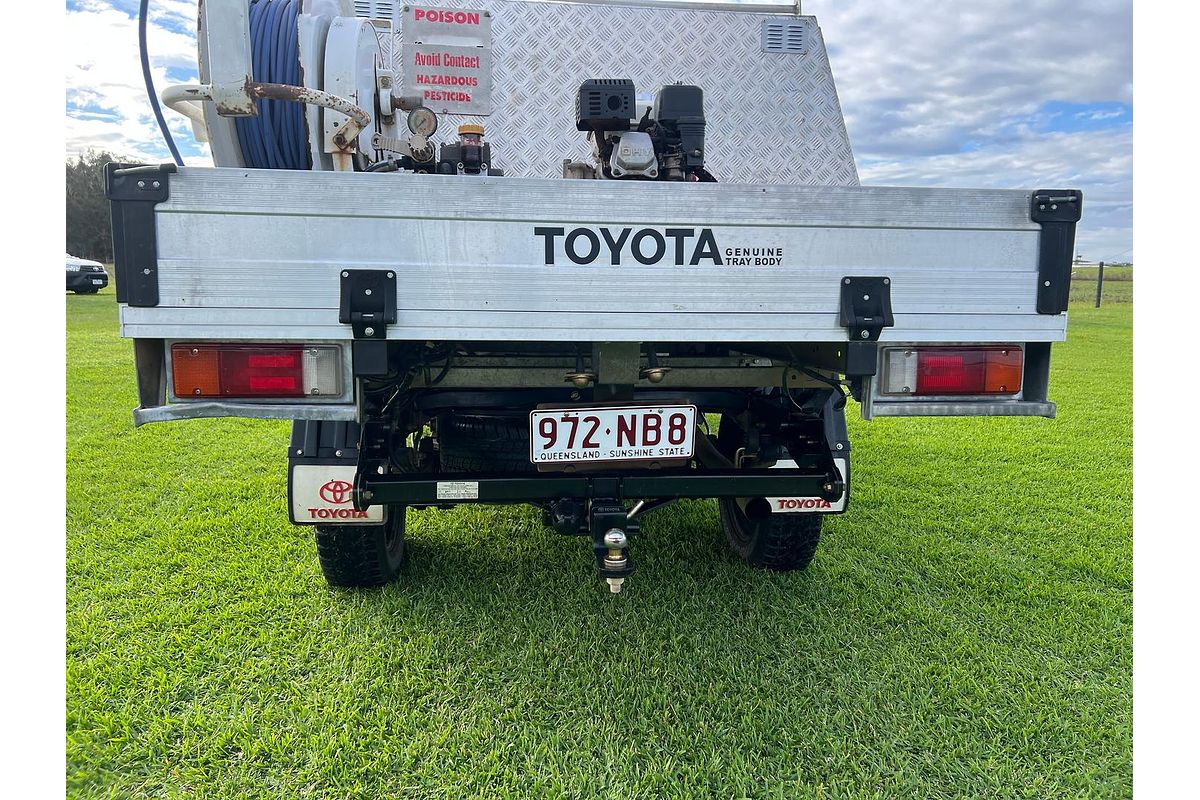 2014 Toyota Hilux SR KUN26R 4X4