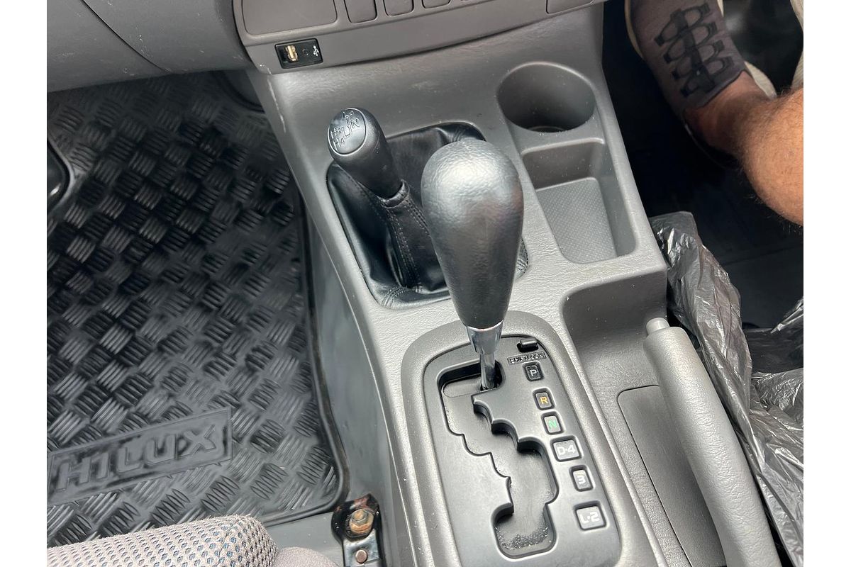 2014 Toyota Hilux SR KUN26R 4X4