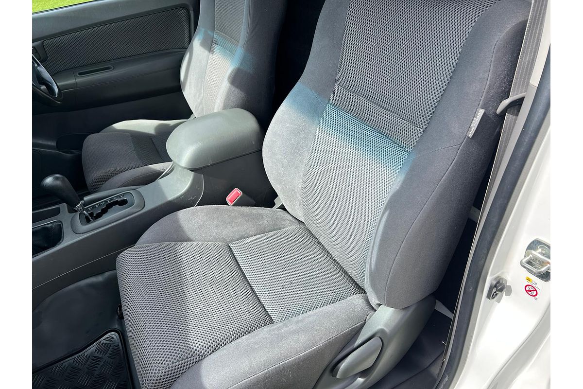 2014 Toyota Hilux SR KUN26R 4X4