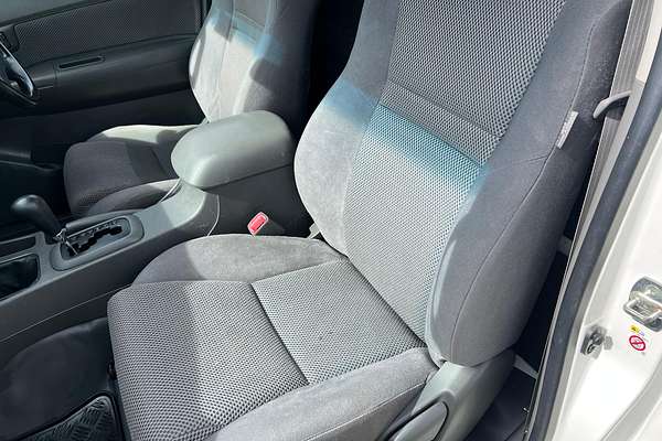 2014 Toyota Hilux SR KUN26R 4X4