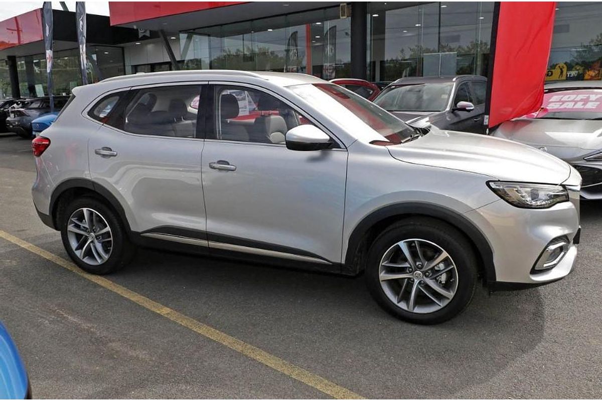 2024 MG HS Excite SAS23