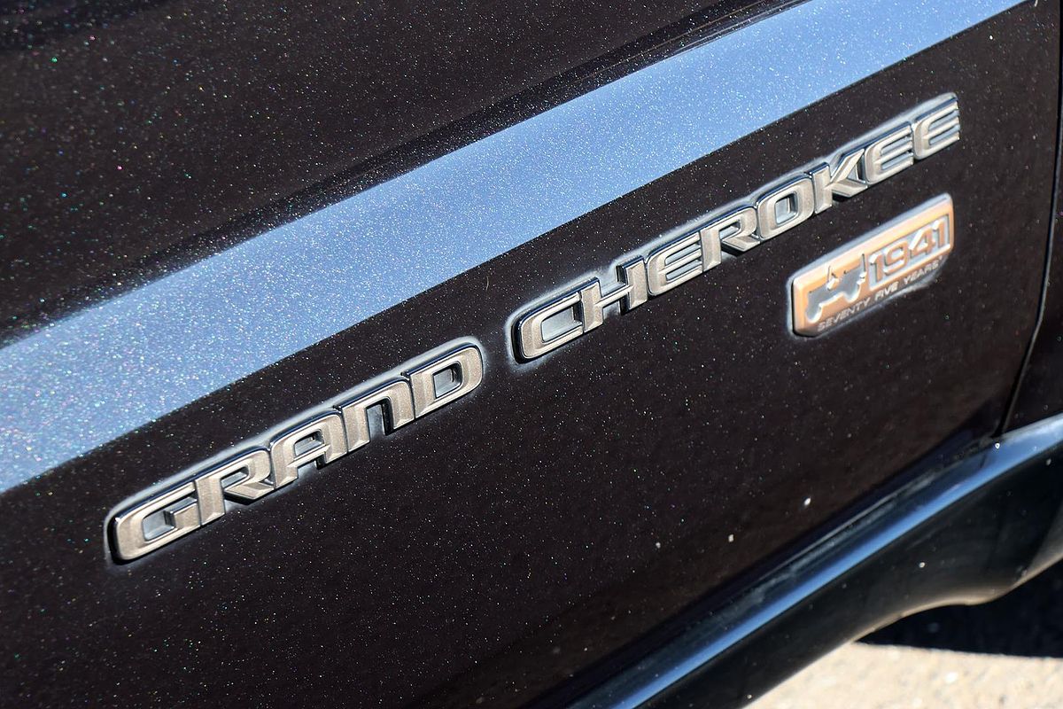 2016 Jeep Grand Cherokee 75th Anniversary WK