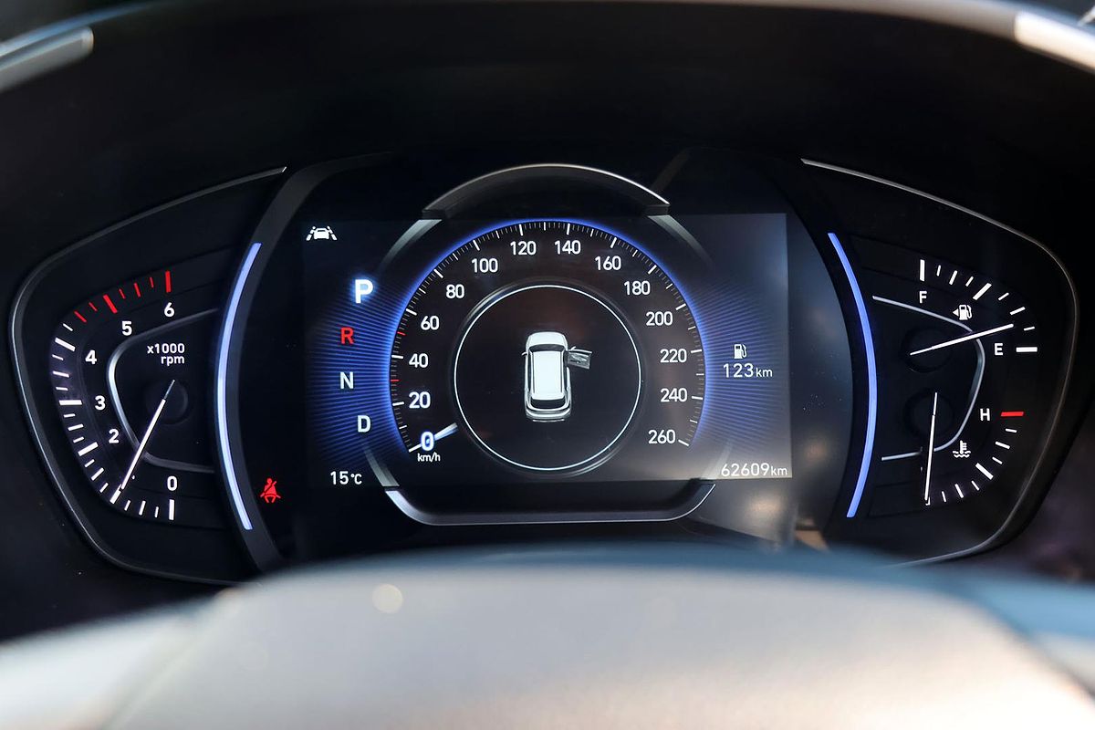 2020 Hyundai Santa Fe Highlander TM.2