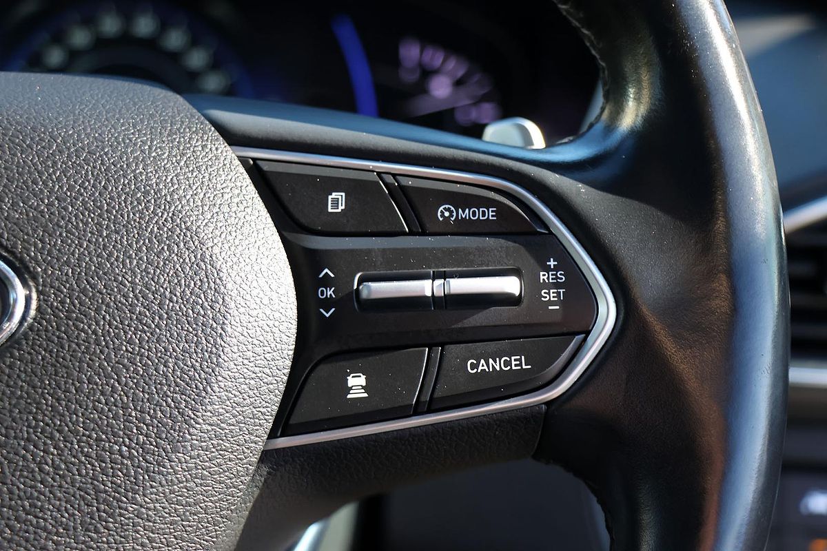 2020 Hyundai Santa Fe Highlander TM.2