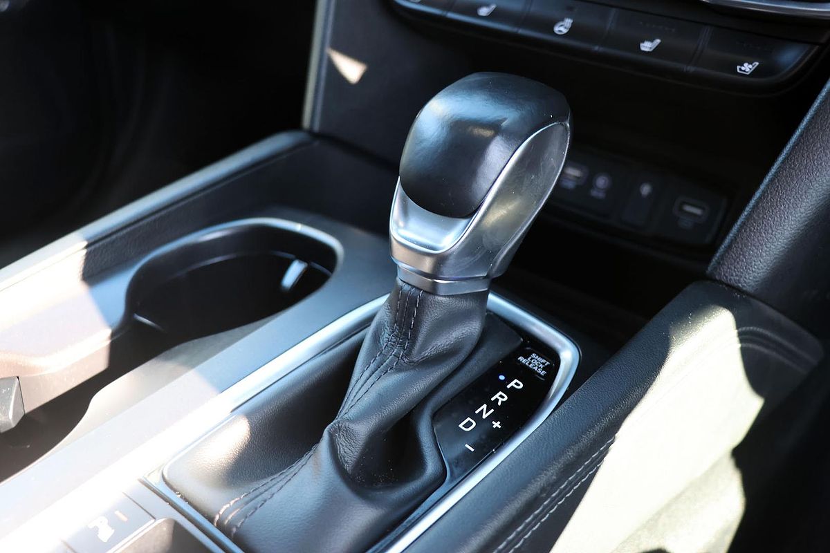 2020 Hyundai Santa Fe Highlander TM.2