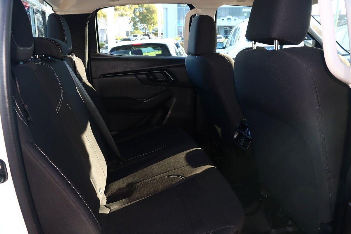 2022 Isuzu D-MAX SX 4X4