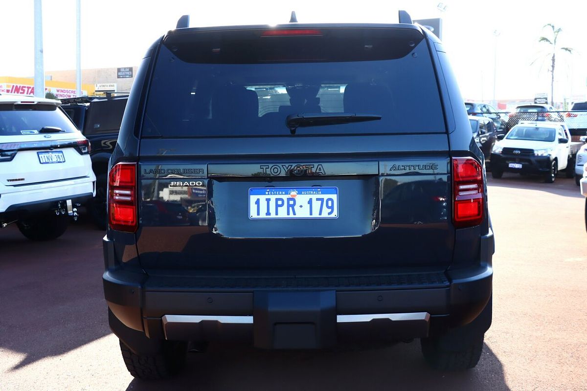 2024 Toyota Landcruiser Prado Altitude GDJ251R