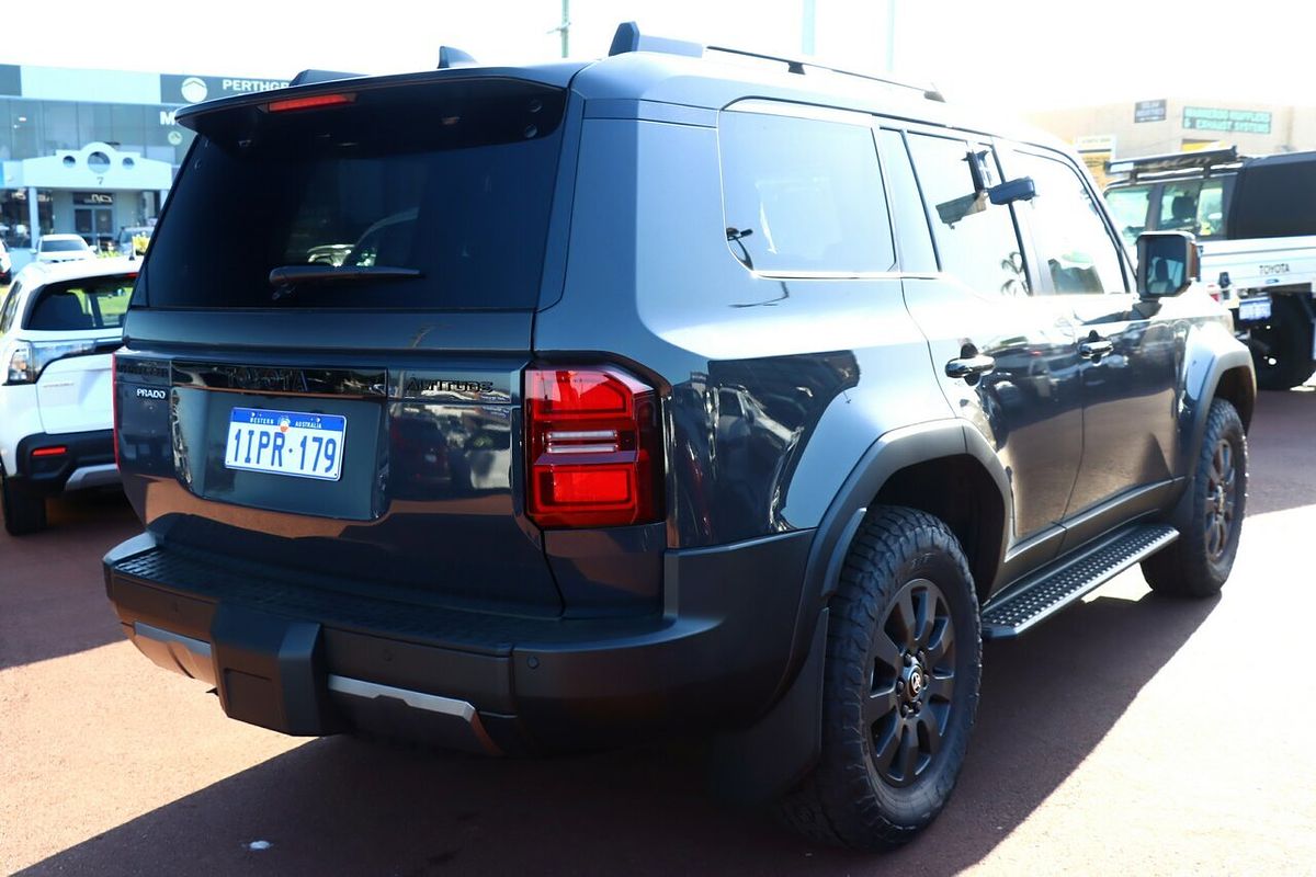 2024 Toyota Landcruiser Prado Altitude GDJ251R
