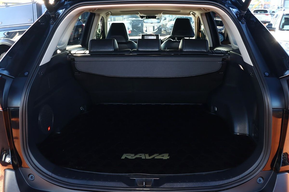 2022 Toyota RAV4 Cruiser AXAH54R