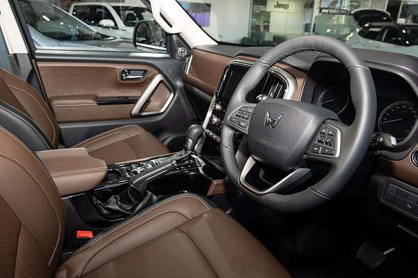 2024 Mahindra Scorpio Z8L
