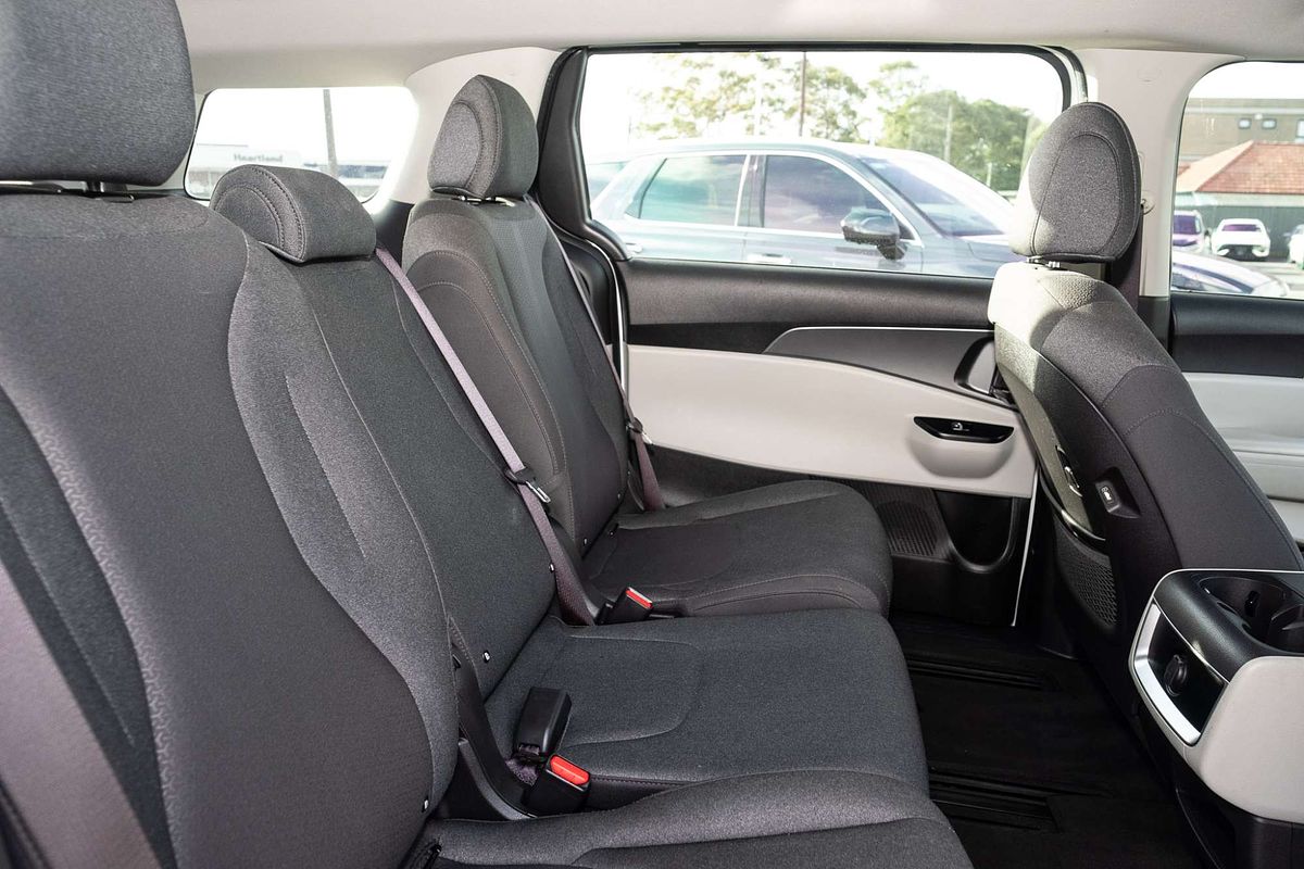 2021 Kia Carnival S KA4