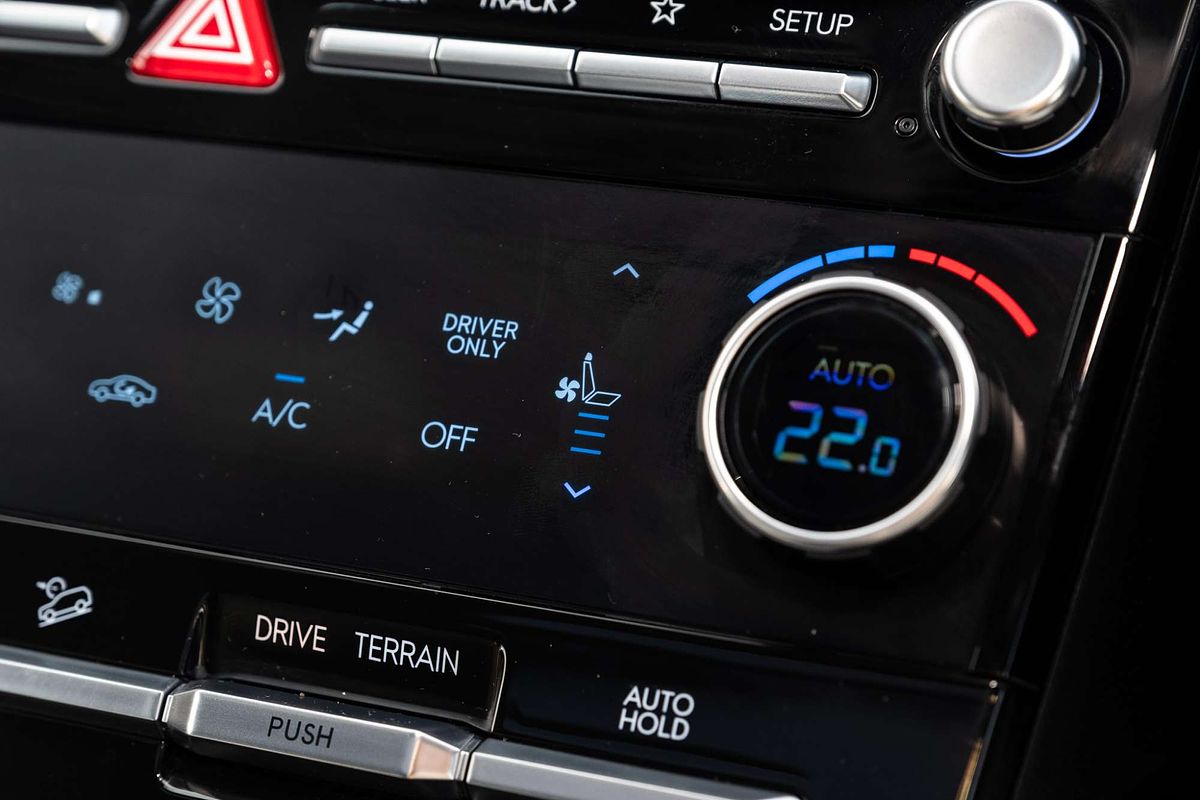 2024 Hyundai Santa Fe Hybrid Calligraphy MX5.V1