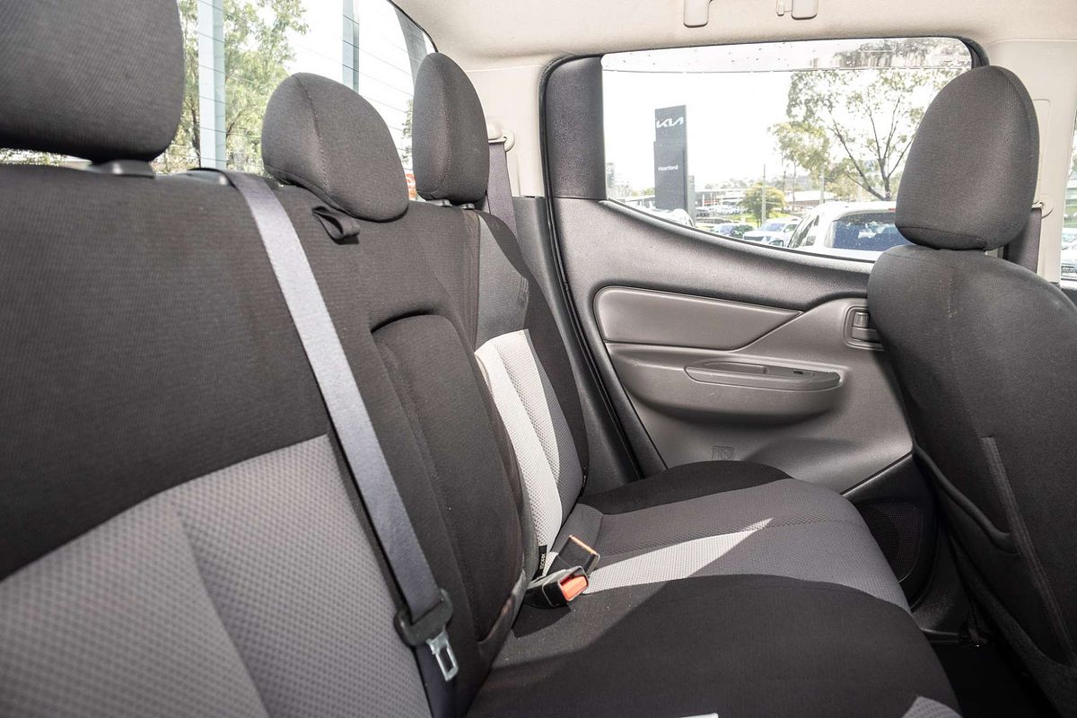 2018 Mitsubishi Triton GLX MQ 4X4