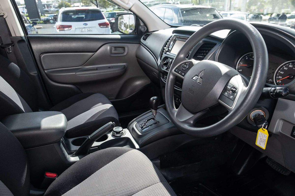 2018 Mitsubishi Triton GLX MQ 4X4