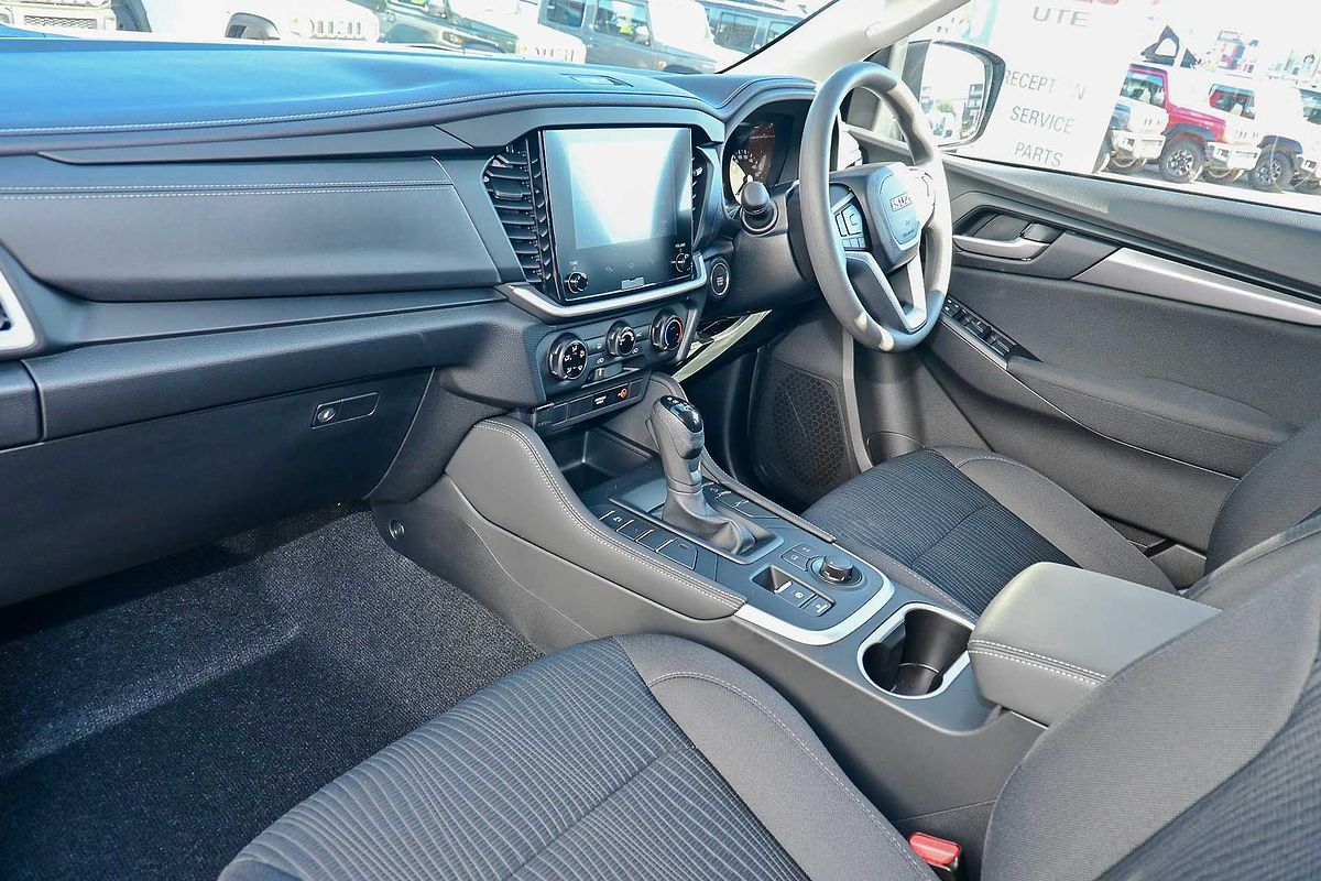 2025 Isuzu MU-X