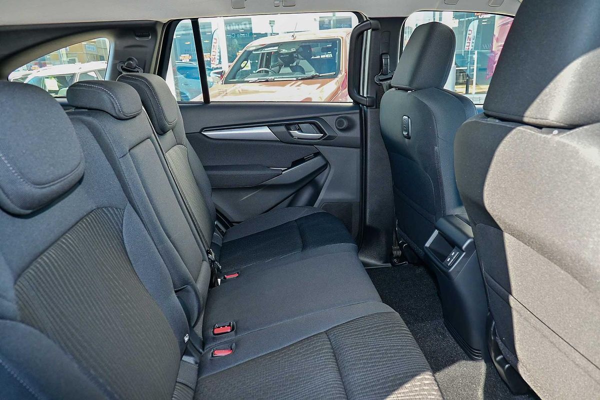 2025 Isuzu MU-X