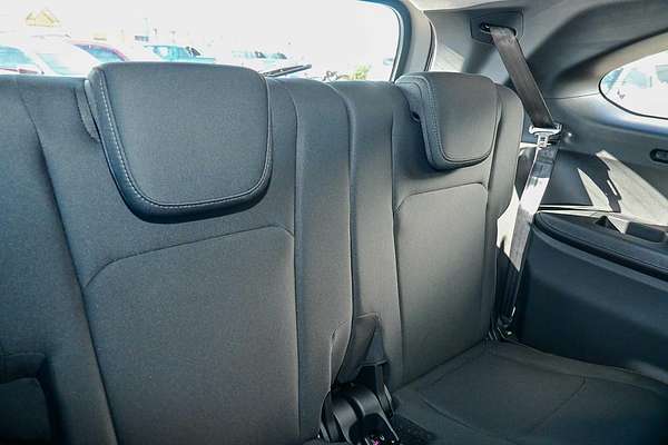 2025 Isuzu MU-X