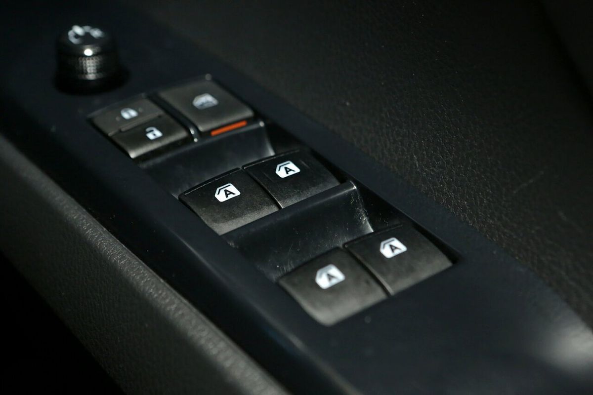 2019 Toyota Camry Ascent ASV70R
