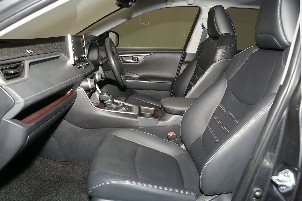 2021 Toyota RAV4 Cruiser AXAH54R