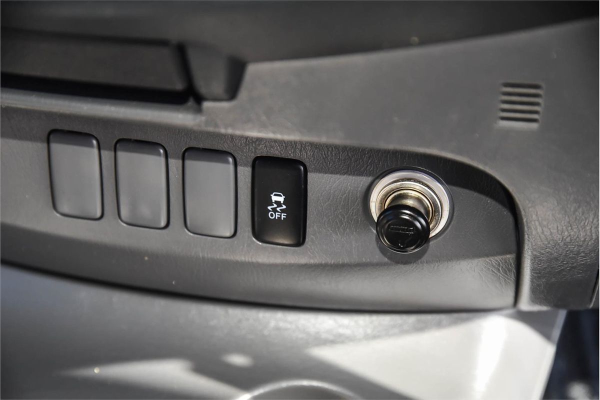 2012 Toyota Hilux SR5 GGN25R 4X4