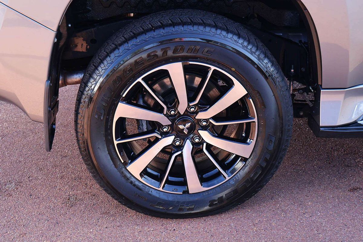 2018 Mitsubishi Pajero Sport Exceed QE