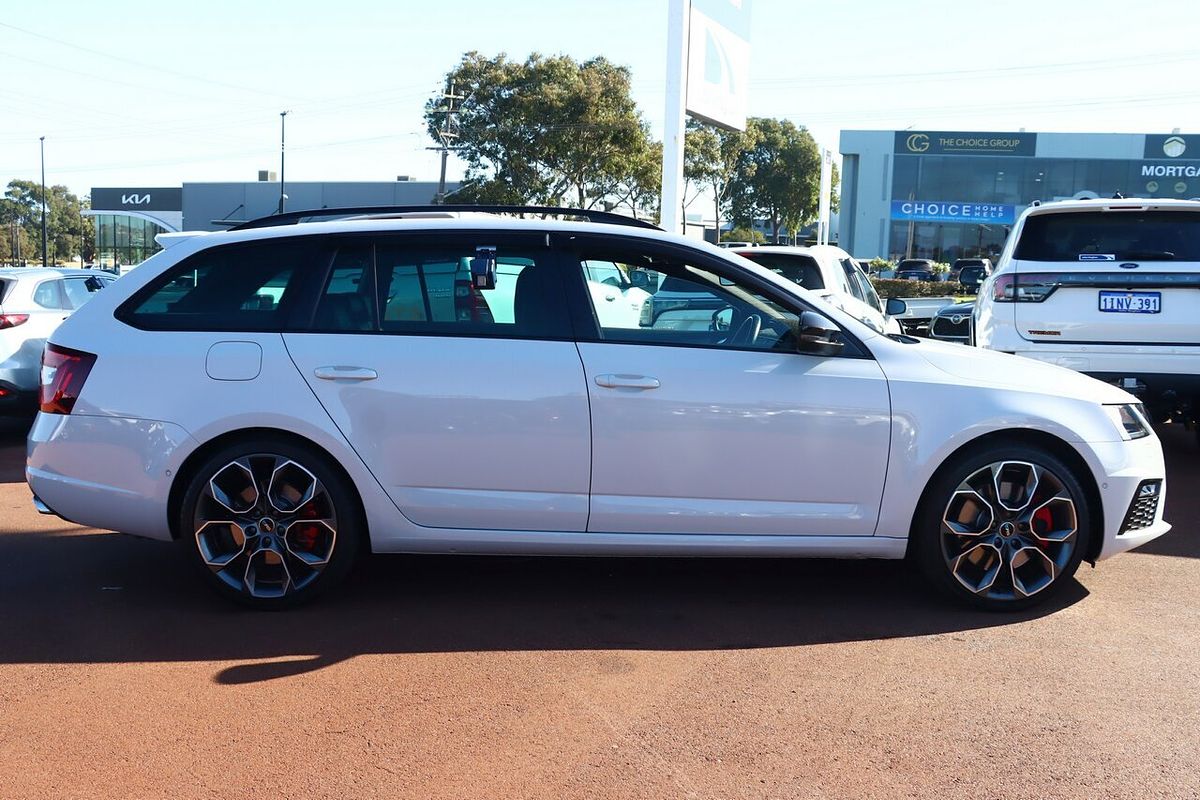 2020 SKODA Octavia RS 245 NE