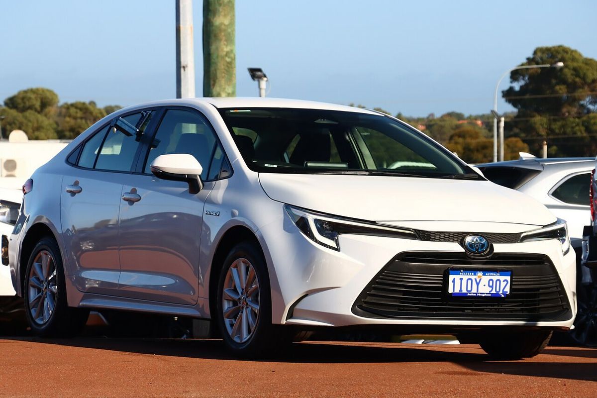 2022 Toyota Corolla Ascent Sport Hybrid ZWE219R