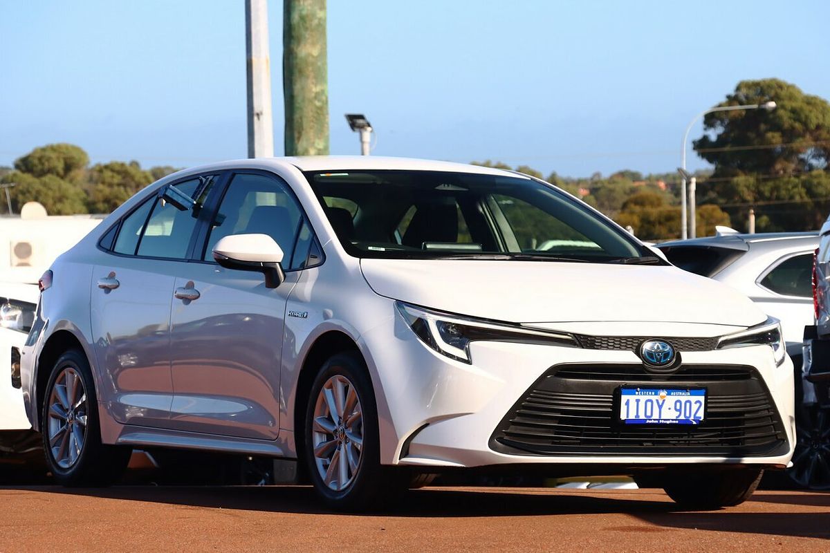 2022 Toyota Corolla Ascent Sport Hybrid ZWE219R